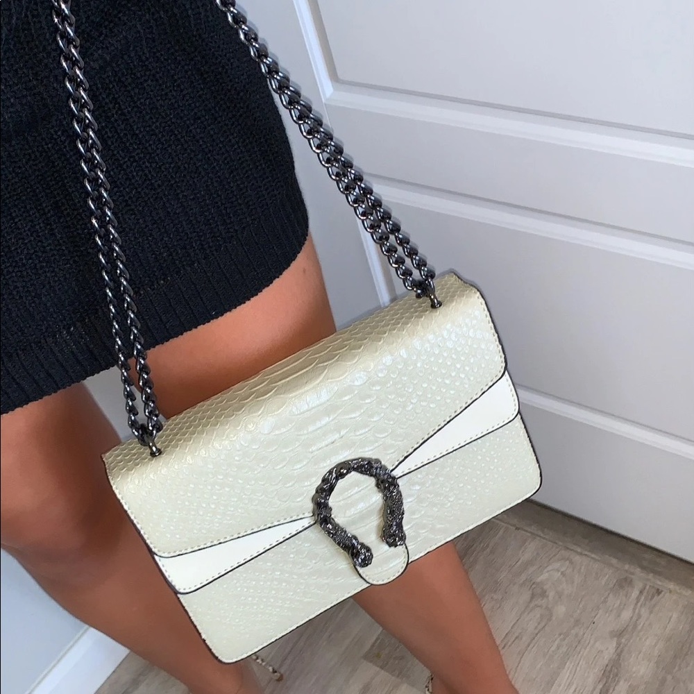 gucci dionysus look a like bag
